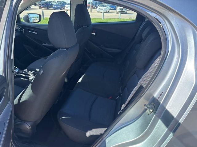 Used 2018 Toyota Yaris iA FWD image 9