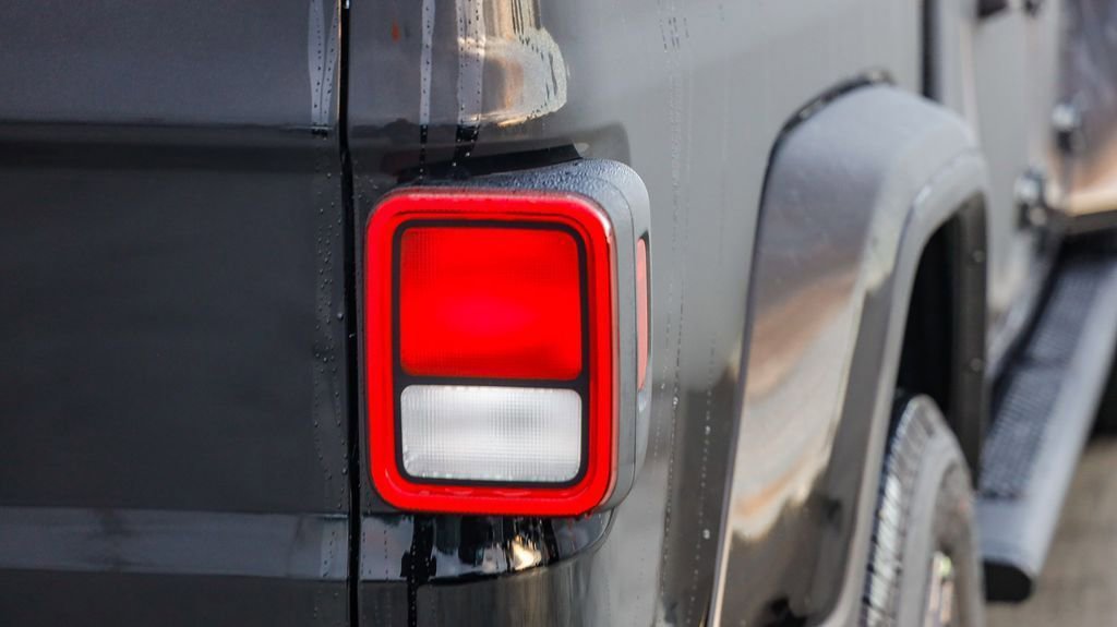 New 2026 Jeep Gladiator Sport image 10