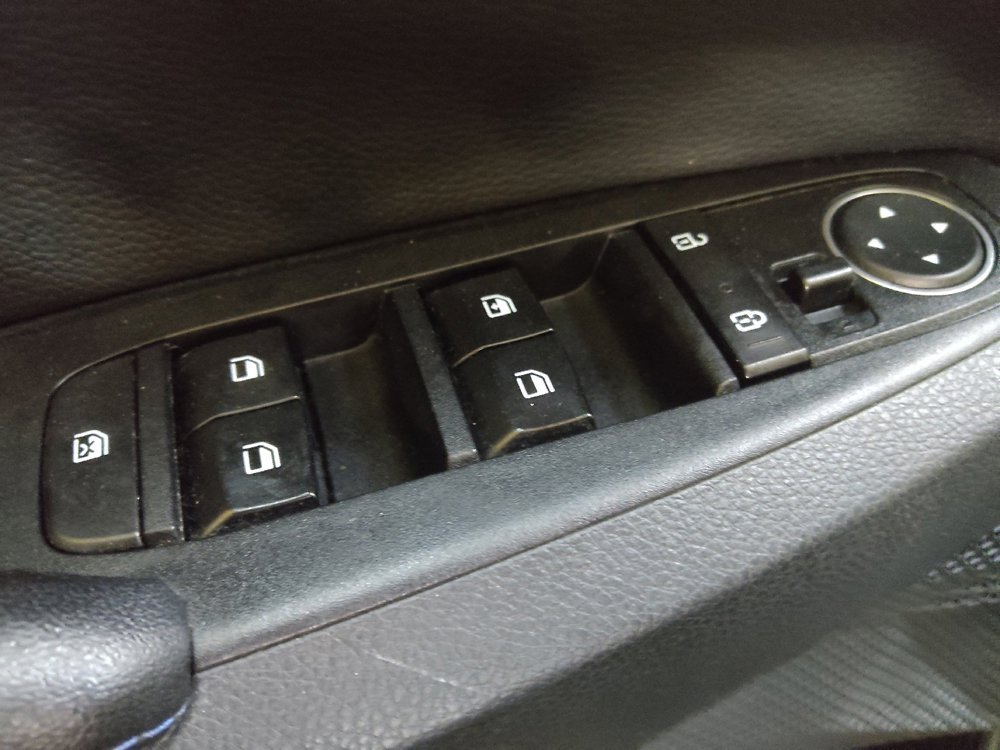 Used 2022 Kia Seltos S FWD image 27