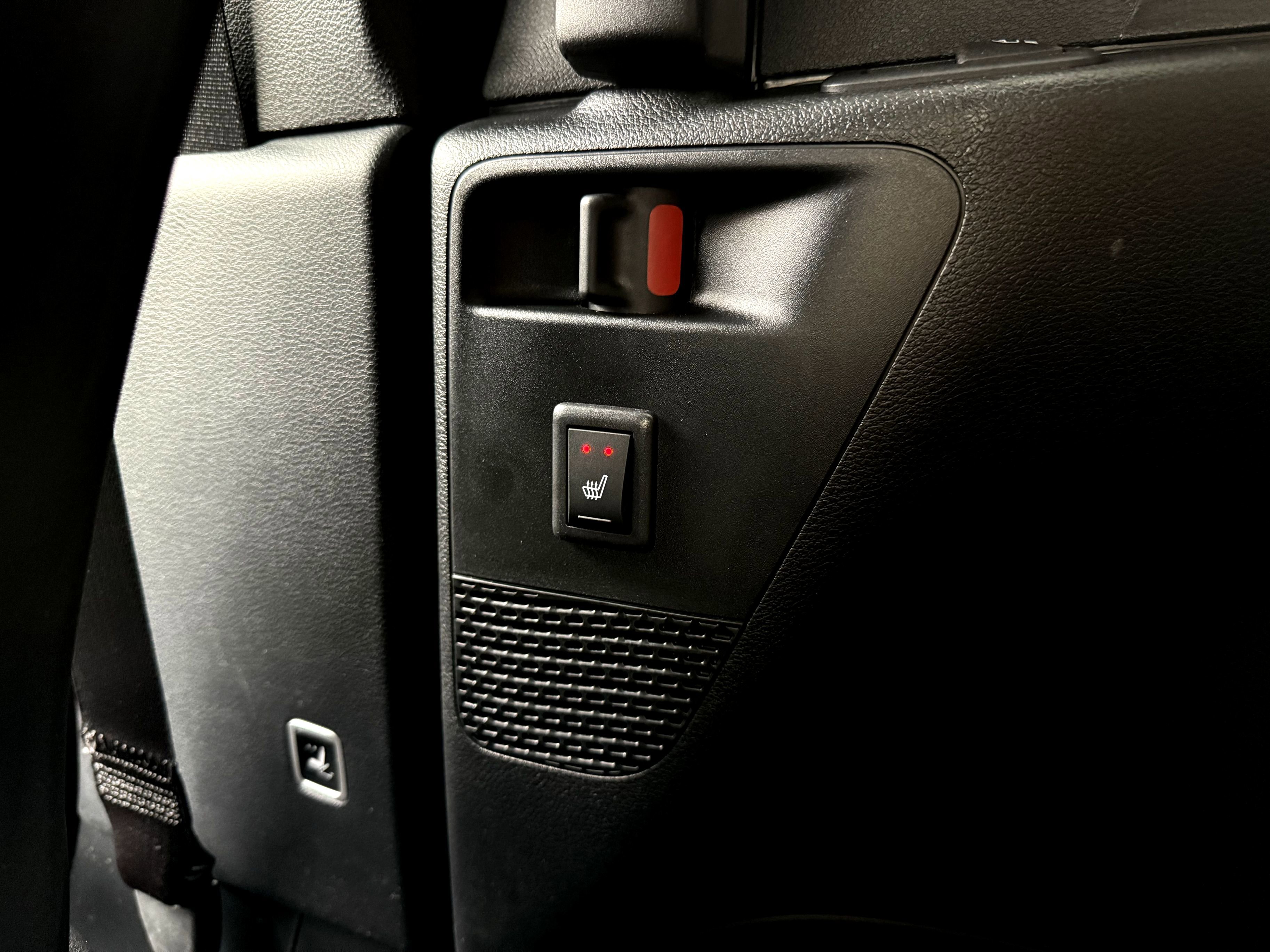 New 2026 Chrysler Pacifica Limited image 35