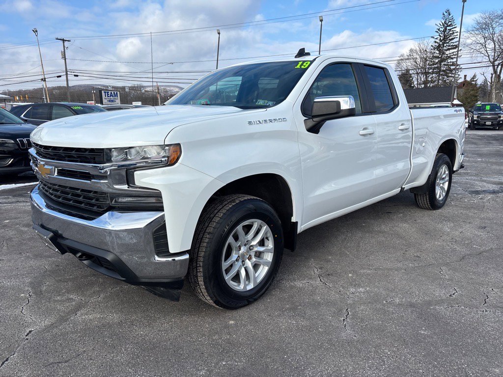 Used 2019 Chevrolet Silverado 1500 LT w/ Bed Protection Package image 3