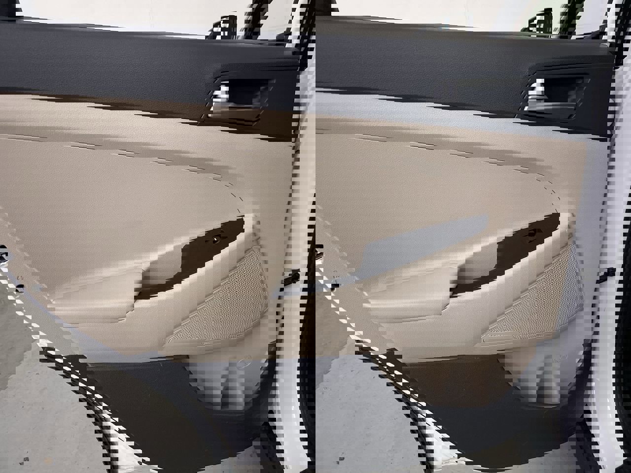 Used 2018 Hyundai Tucson SE w/ Cargo Package image 18