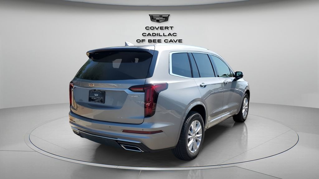 New 2025 Cadillac XT6 Luxury image 9