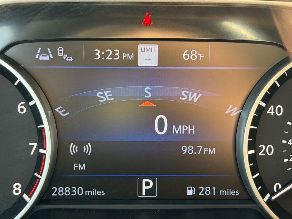 Used 2022 Nissan Murano SL w/ SL Moonroof Package image 36