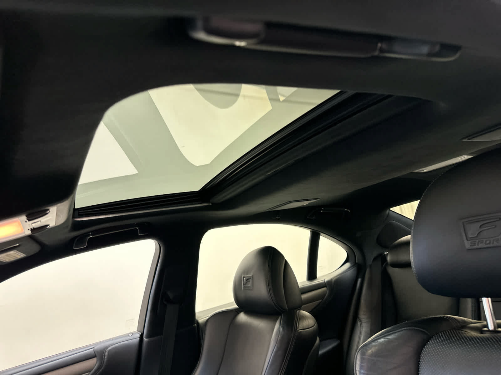 Used 2013 Lexus LS 460 AWD w/ F-Sport Pkg image 5