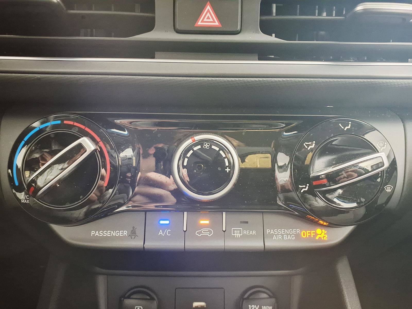 Certified 2022 Hyundai Kona SEL FWD image 20