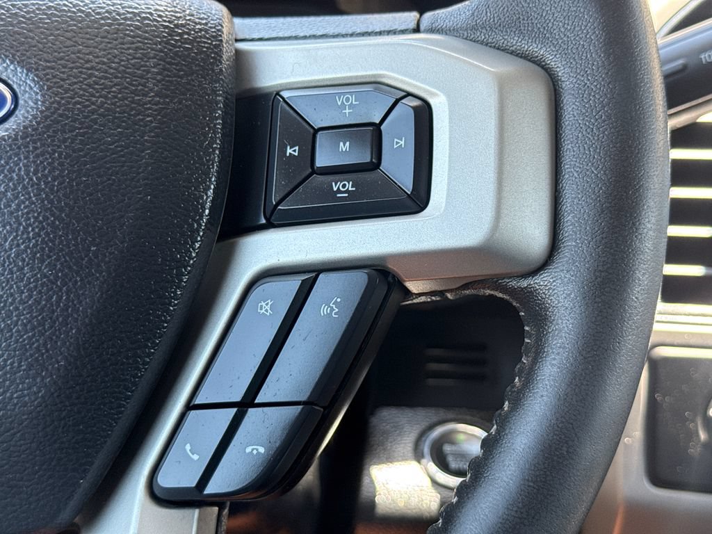 Used 2019 Ford F350 Lariat w/ Lariat Ultimate Package AWD/4WD image 27