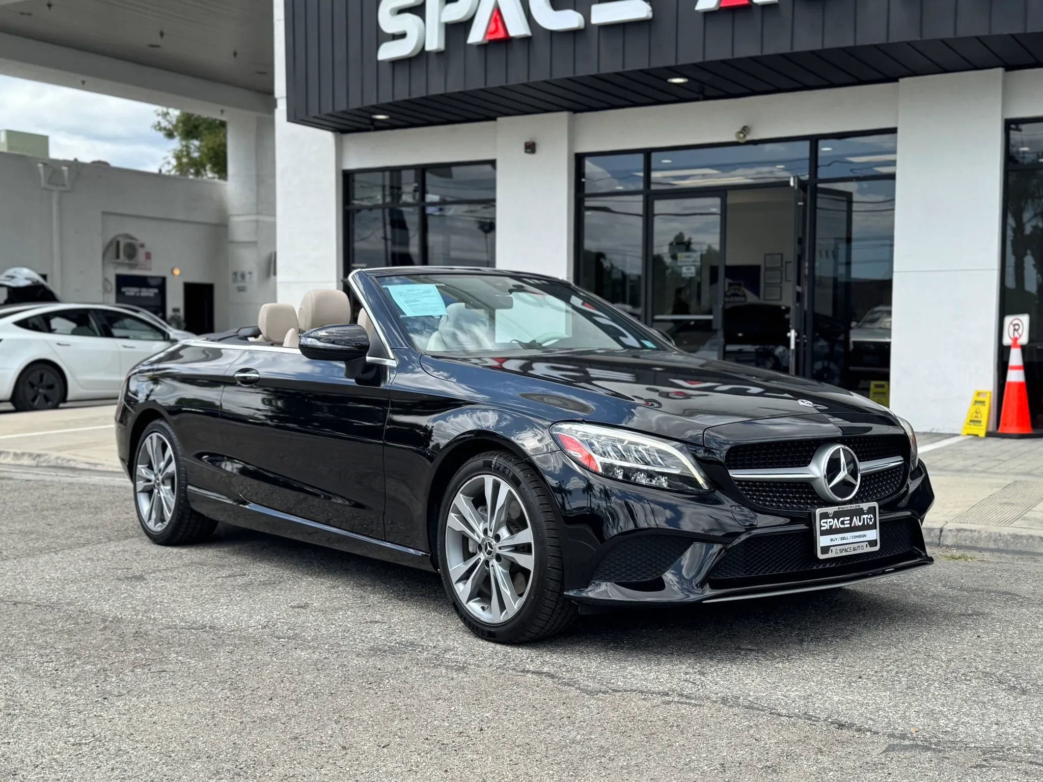 Used 2020 Mercedes-Benz C 300 Cabriolet image 1