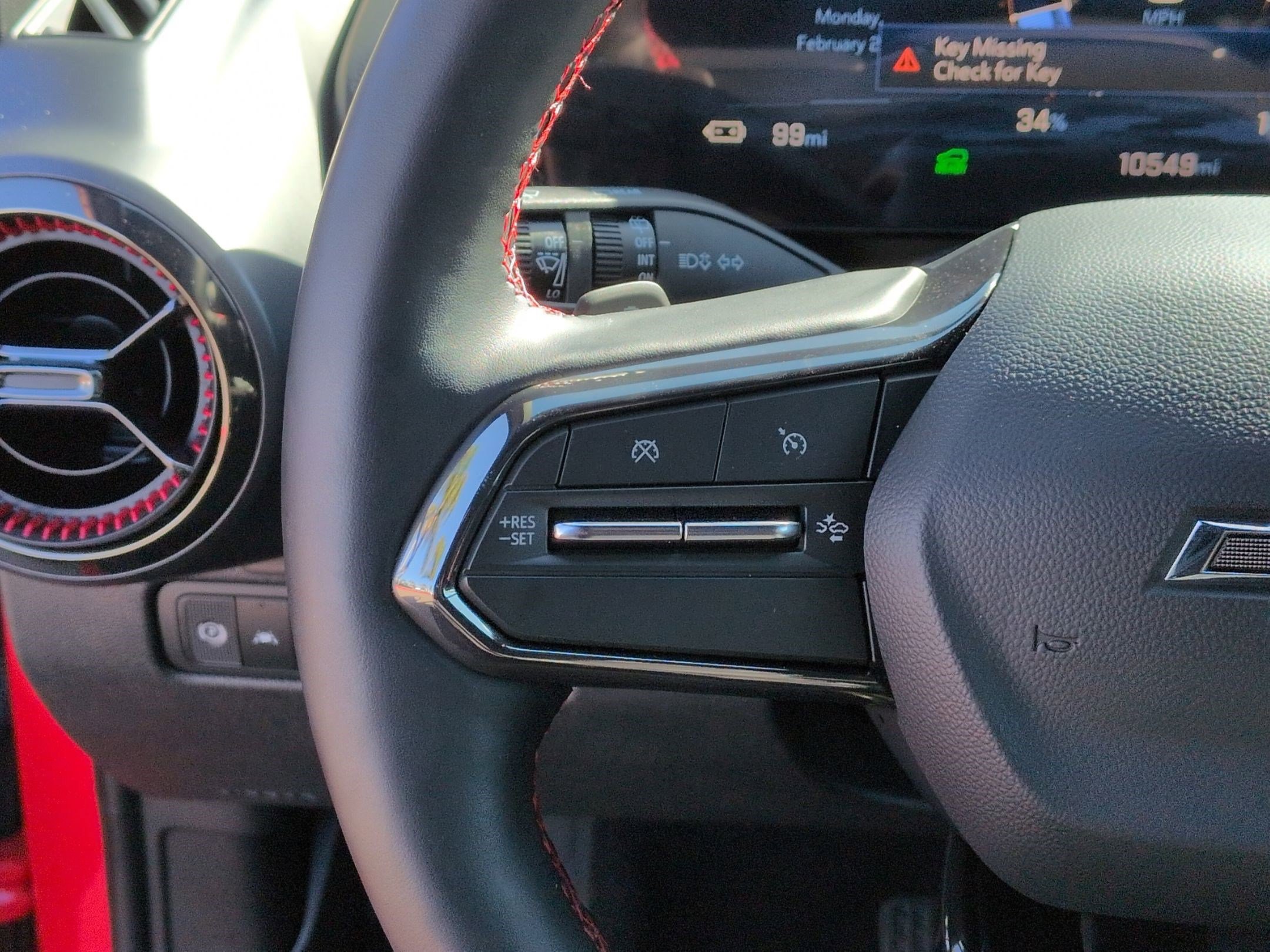 Used 2025 Chevrolet Equinox EV RS image 19