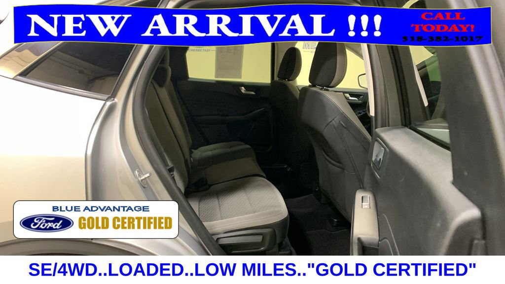 Used 2021 Ford Escape SE image 13