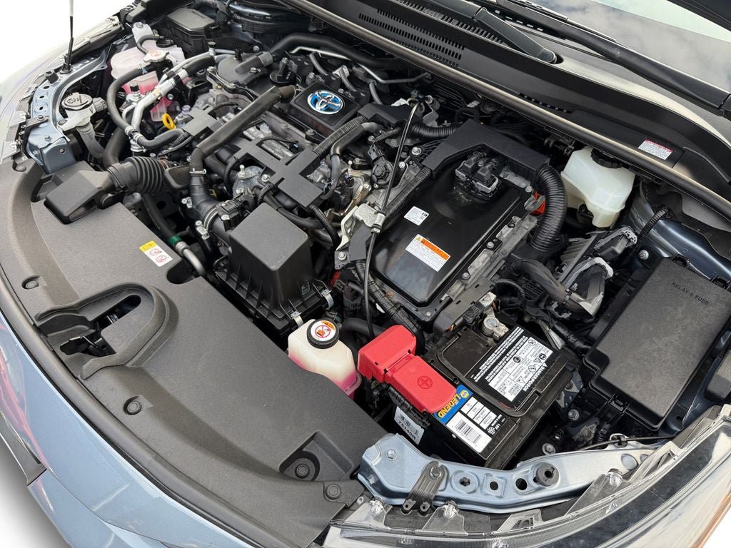Used 2021 Toyota Corolla LE FWD image 30