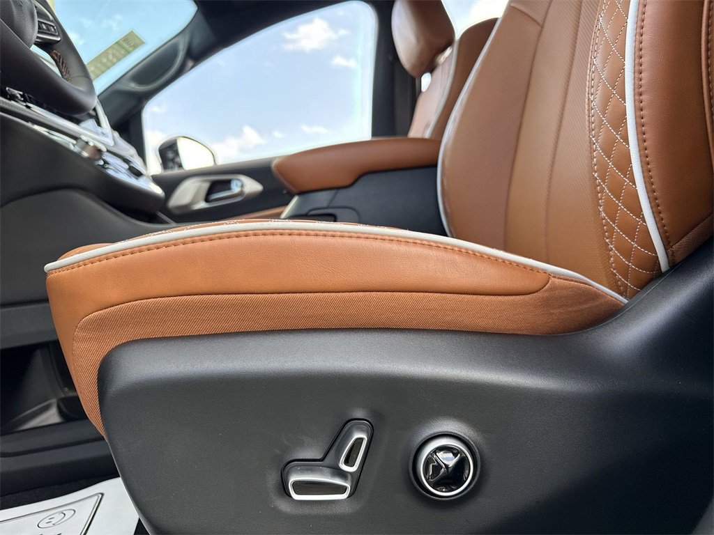 New 2026 Chrysler Pacifica Pinnacle image 12