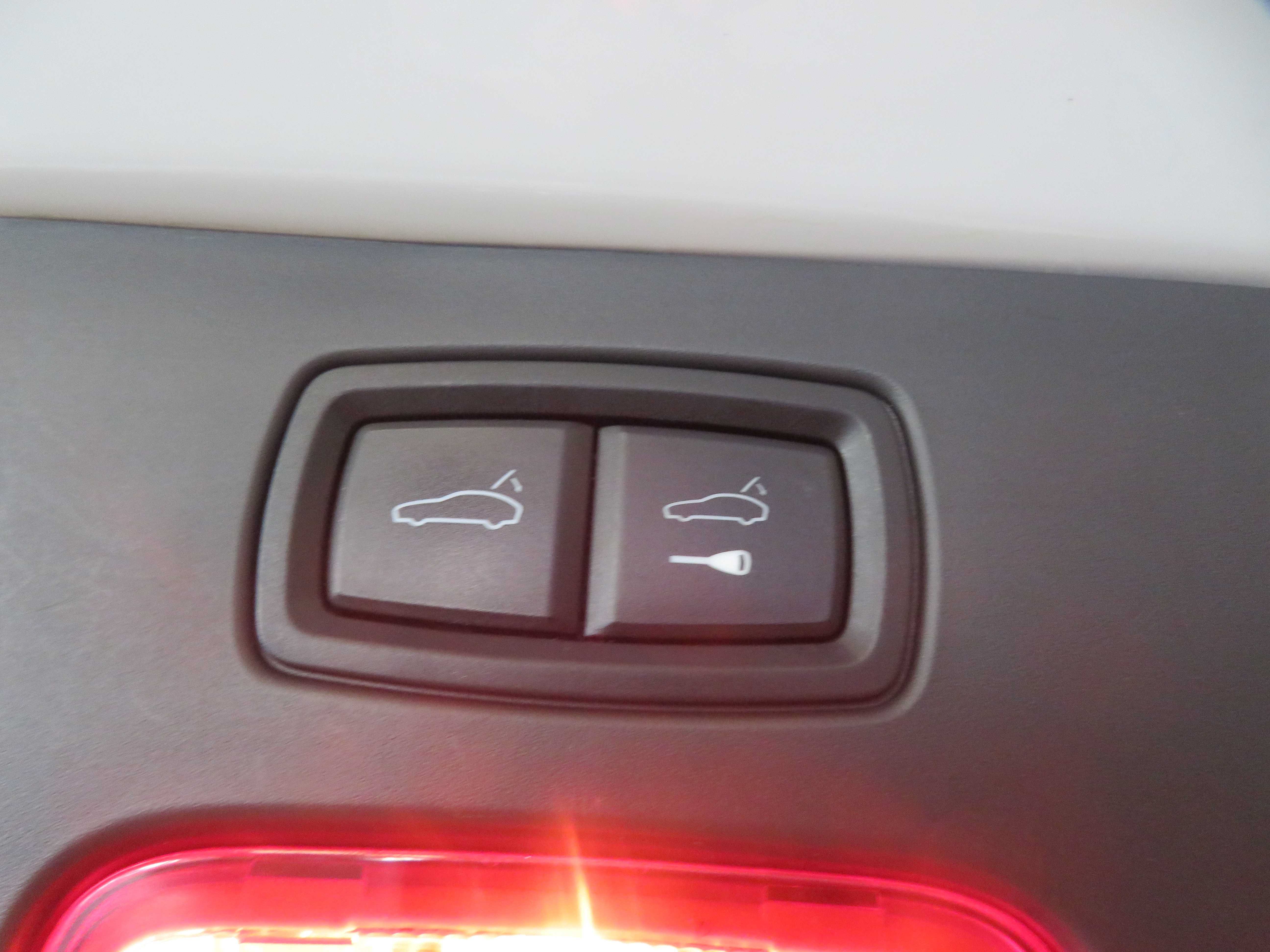 Used 2015 Porsche Cayenne S AWD/4WD image 53