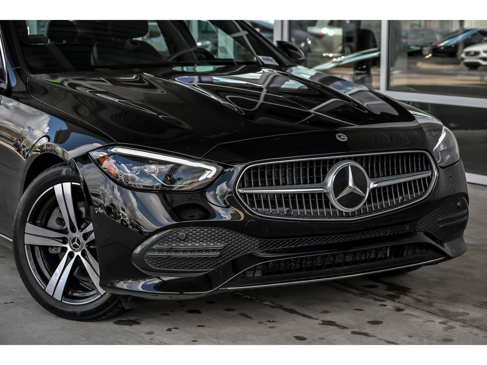 Certified 2025 Mercedes-Benz C 300 4MATIC Sedan video 2