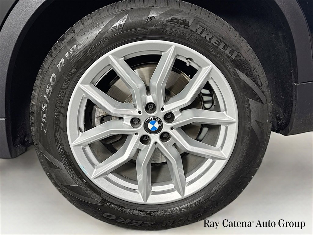 Used 2023 BMW X5 xDrive40i w/ Premium Package image 32