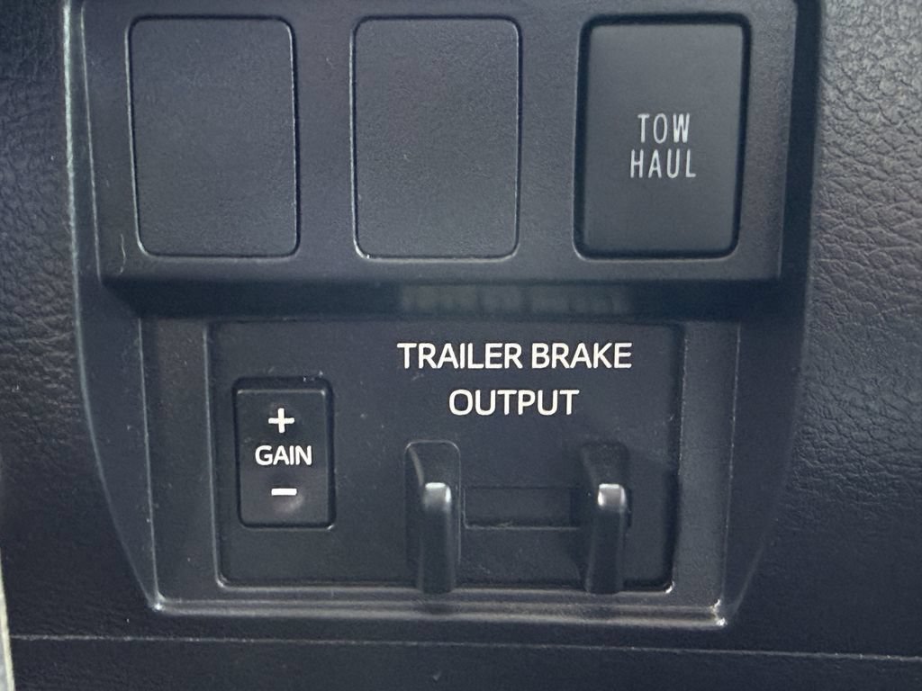 Used 2021 Toyota Tundra SR5 RWD image 19