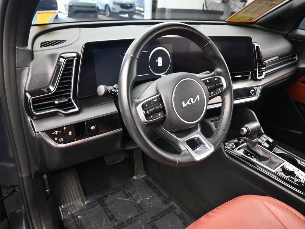 Used 2024 Kia Sportage SX image 10