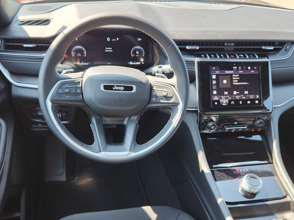 New 2025 Jeep Grand Cherokee Laredo X w/ Trailer Tow Package image 9