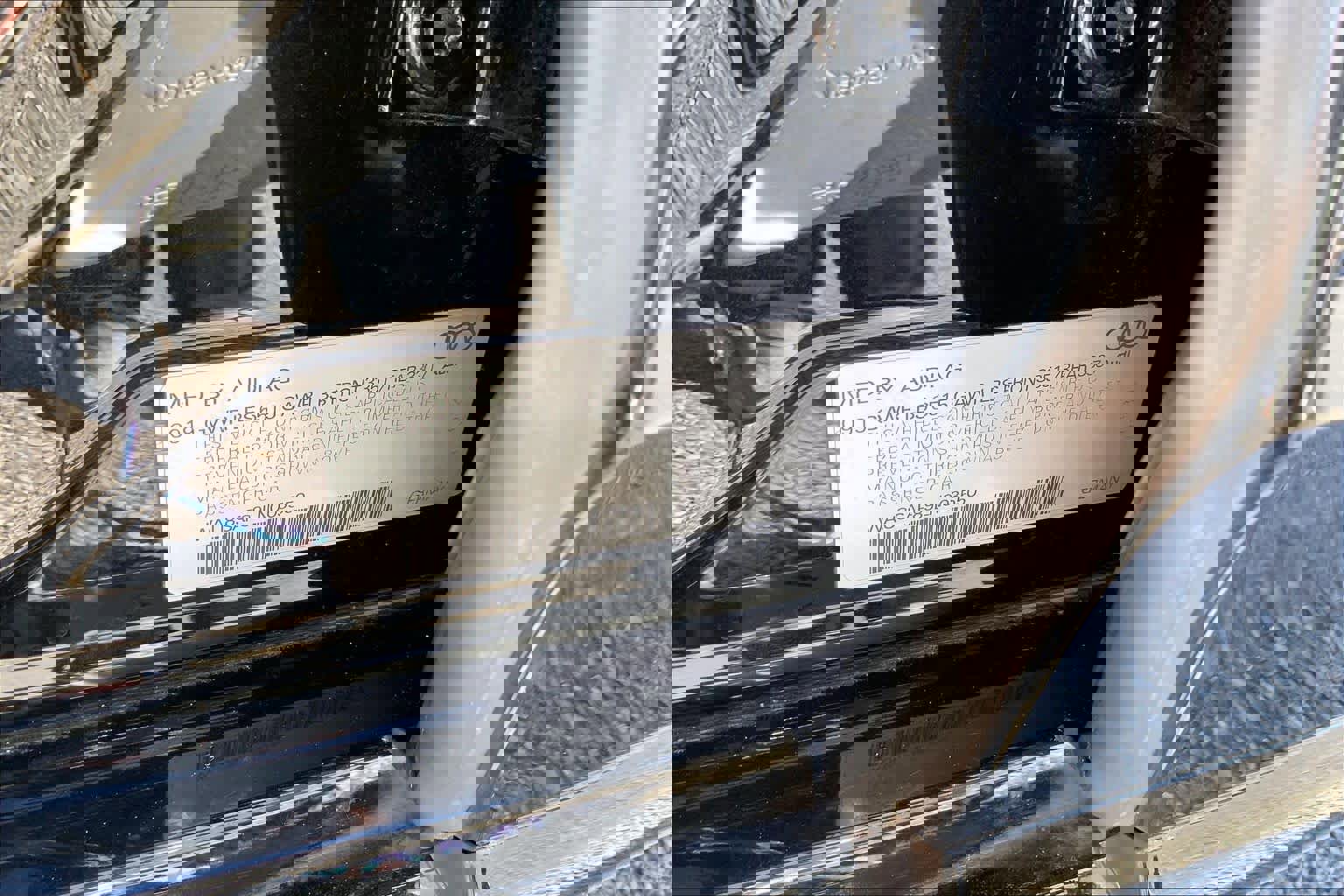 Used 2020 Audi S8 L w/ S8 Executive Package AWD/4WD image 32