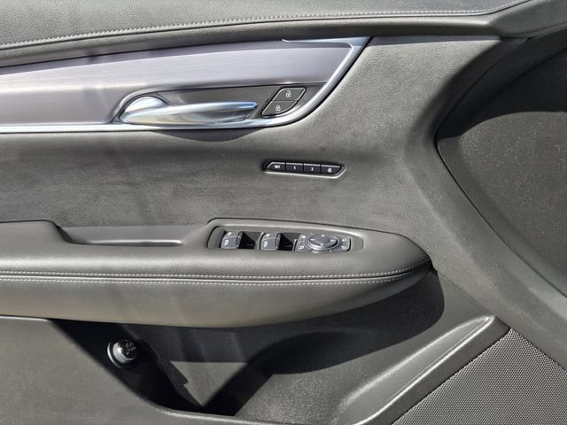 Used 2024 Cadillac XT6 Luxury w/ LPO, Floor Liner Package AWD/4WD image 22