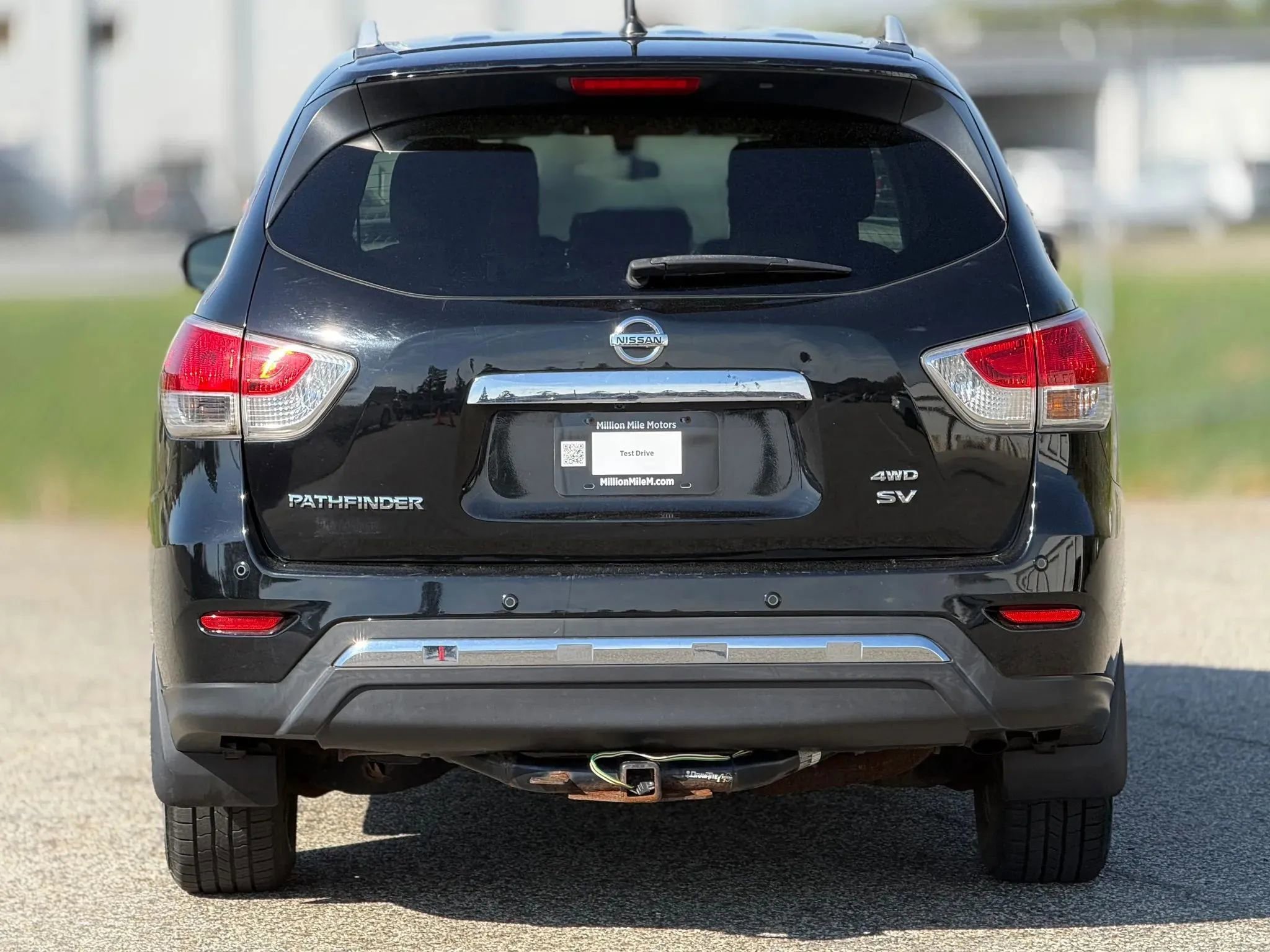 Used 2013 Nissan Pathfinder SV image 4