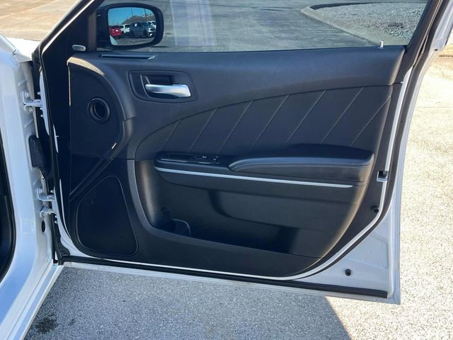 Used 2023 Dodge Charger SXT image 11