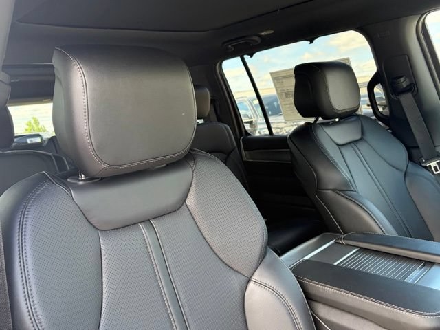 New 2026 Jeep Grand Wagoneer Limited AWD/4WD image 27