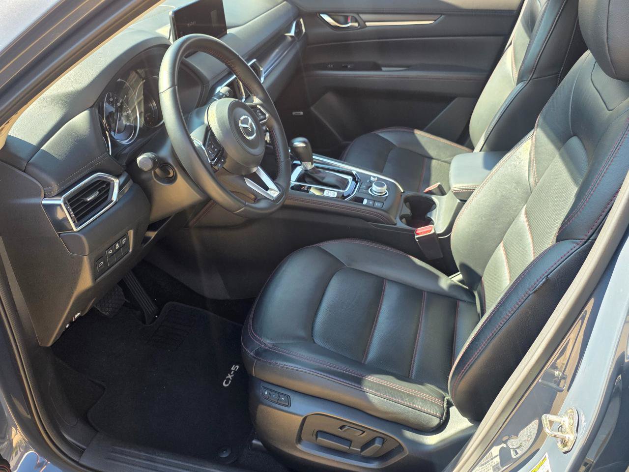 Used 2025 MAZDA CX-5 Carbon Edition AWD/4WD image 7
