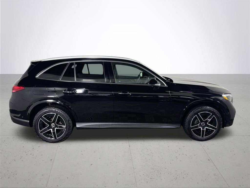 Used 2023 Mercedes-Benz GLC 300 4MATIC image 5