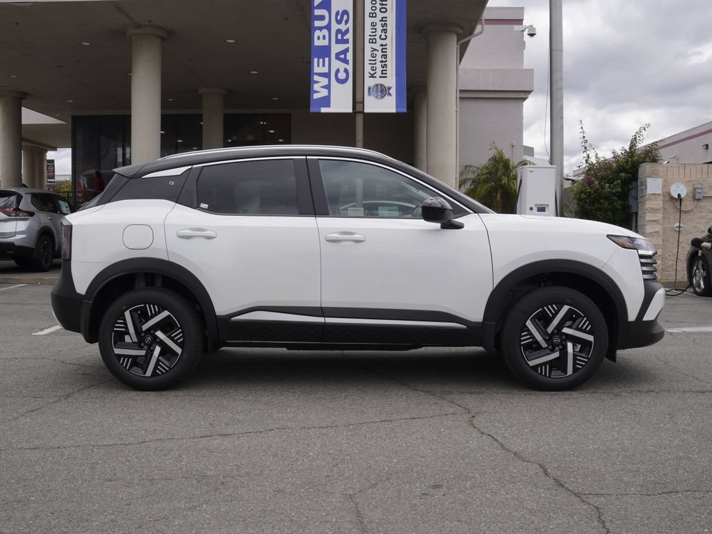 New 2026 Nissan Kicks SV FWD image 3