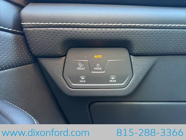 New 2026 Volkswagen Atlas SEL Premium R-Line image 18