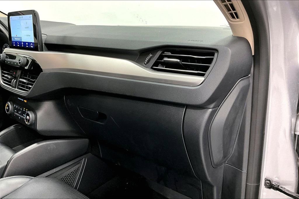 Used 2020 Ford Escape SEL image 19