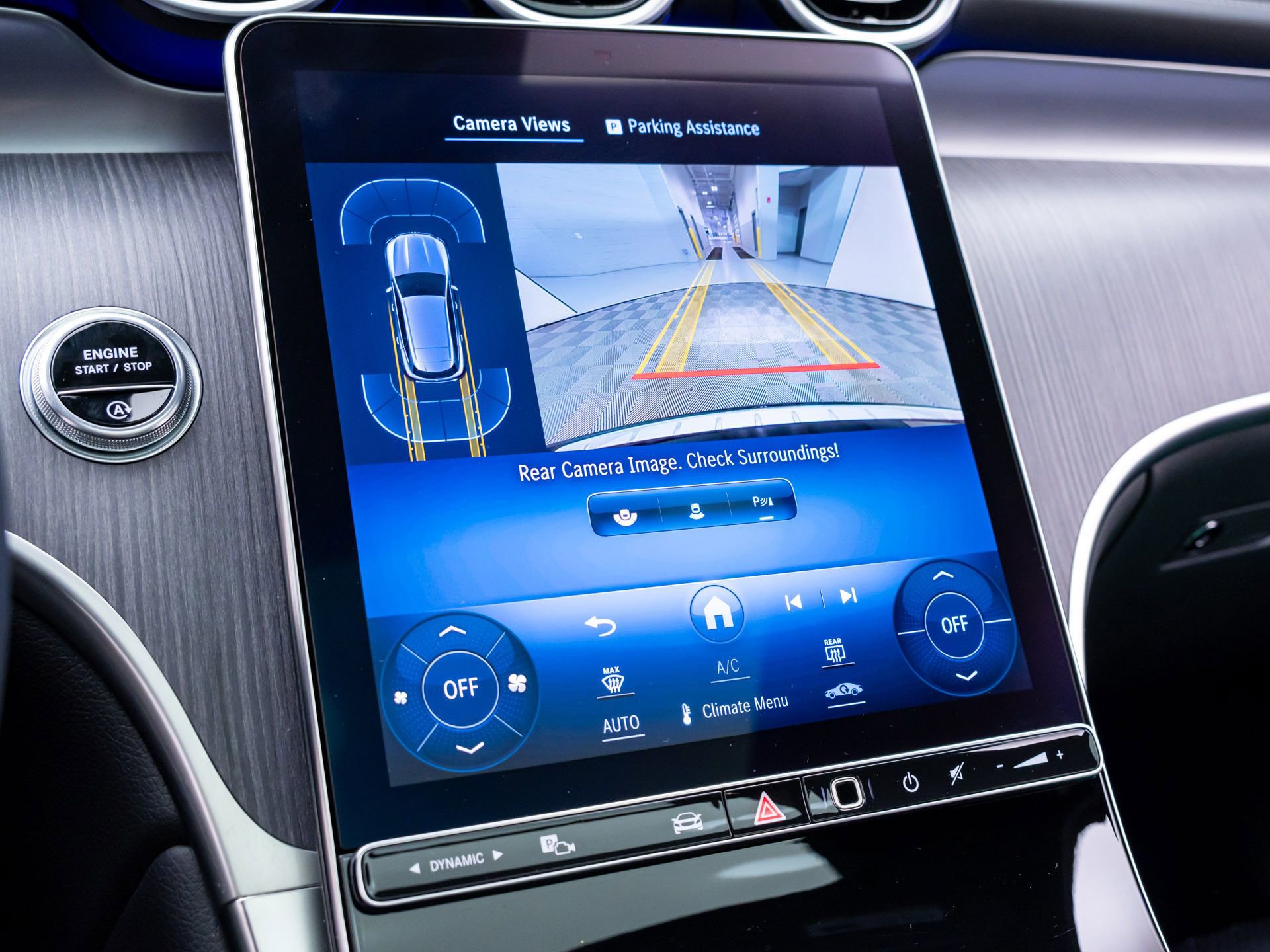 Used 2024 Mercedes-Benz GLC 300 4MATIC image 27