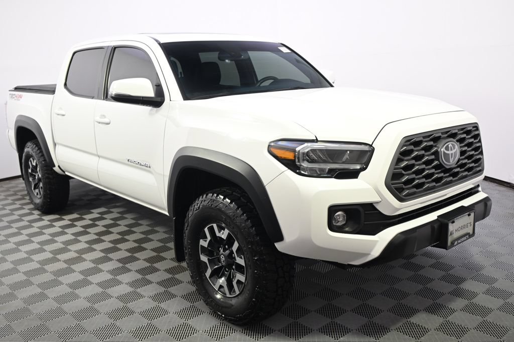 Used 2023 Toyota Tacoma TRD Off-Road w/ TRD Premium Off Road Package AWD/4WD image 8