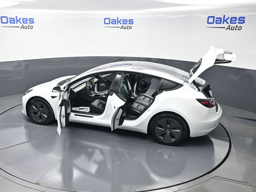 Used 2022 Tesla Model 3 Long Range AWD/4WD image 56