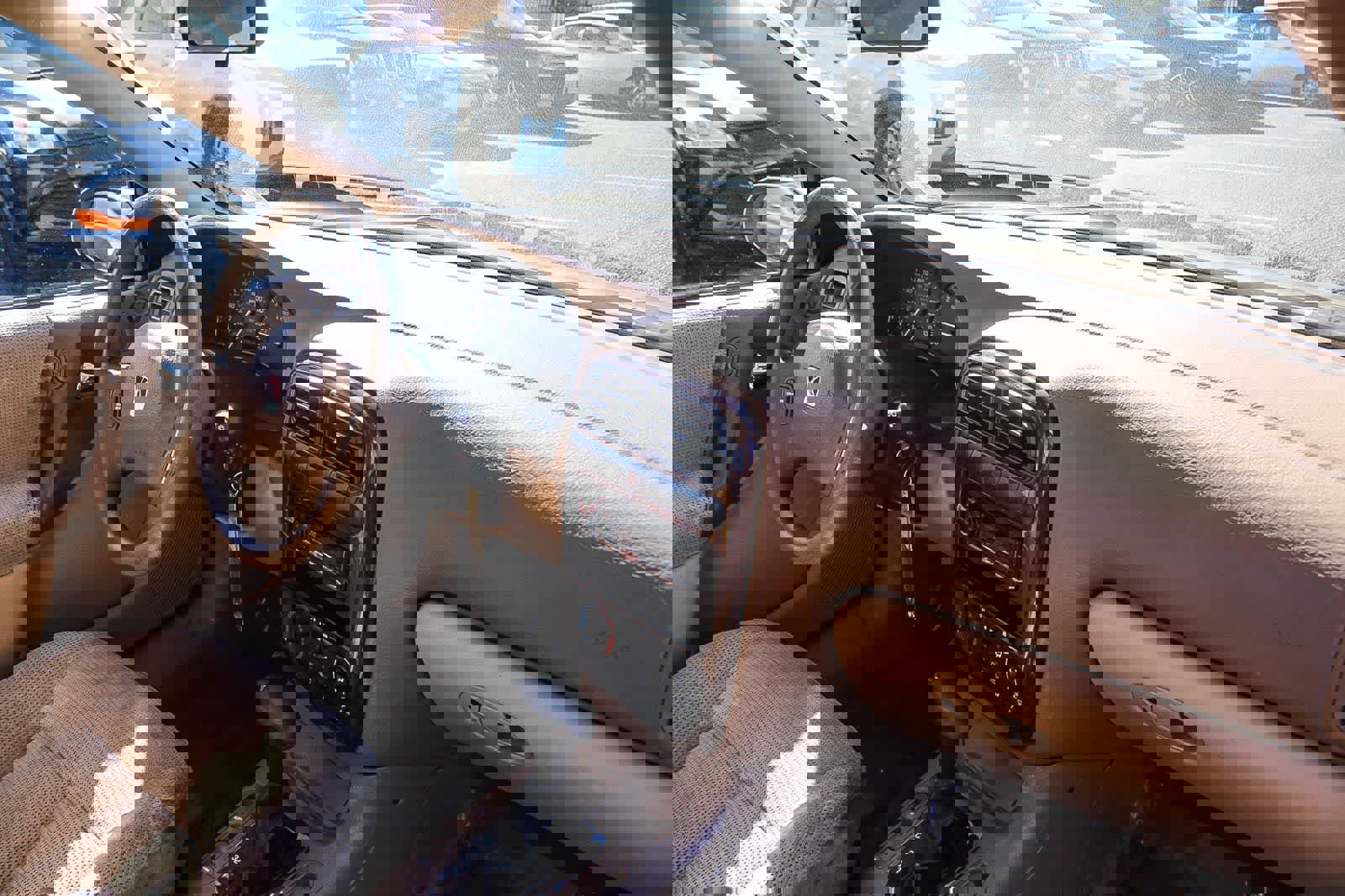 Used 2001 Saturn L-Series L200 FWD image 21