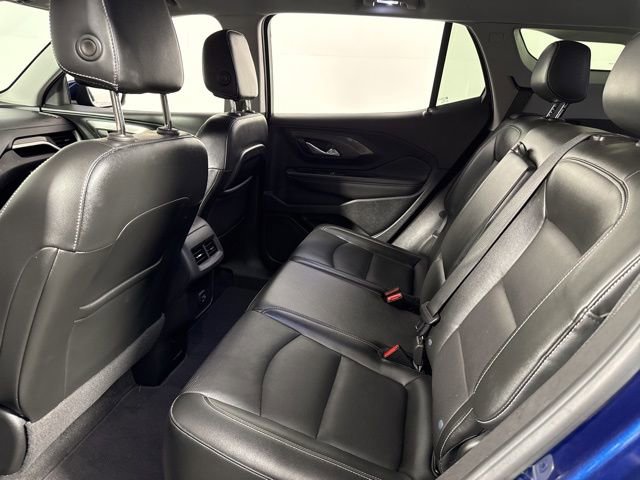 Used 2023 GMC Terrain SLT image 19