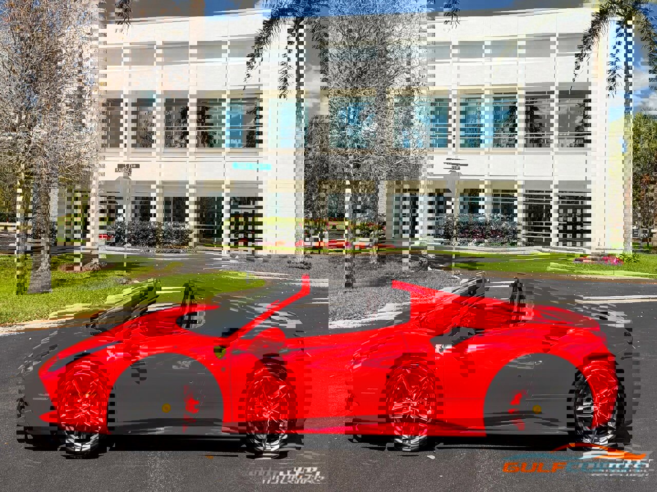 Used 2018 Ferrari 488 Spider image 44