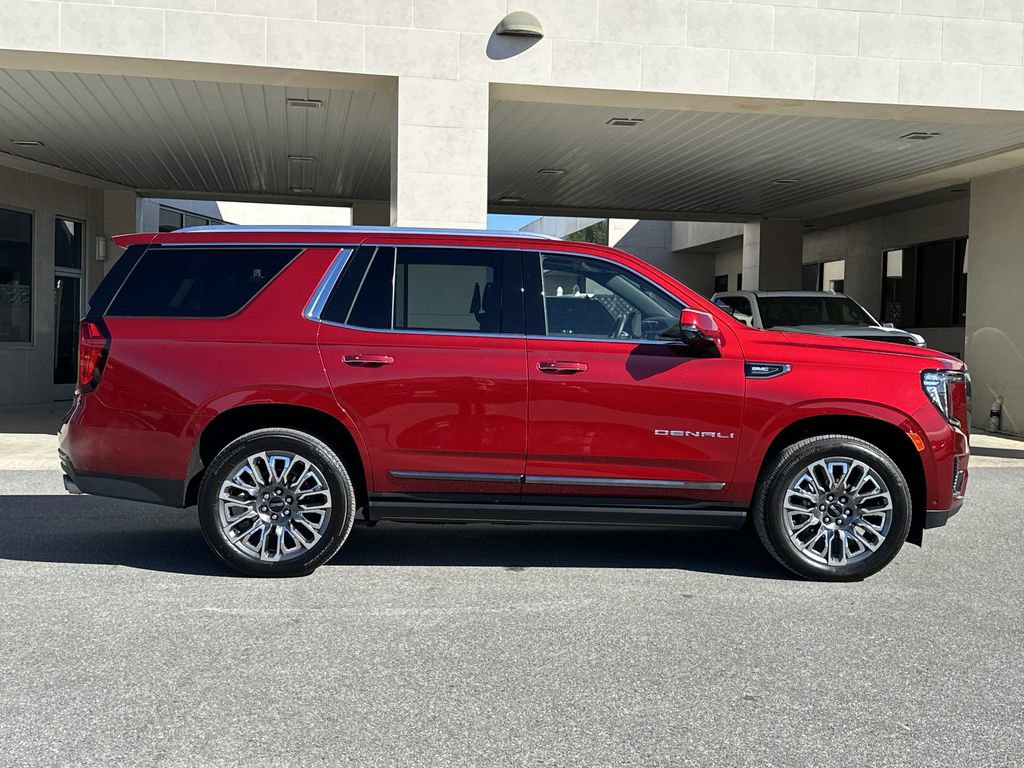 Certified 2024 GMC Yukon Denali Ultimate image 8