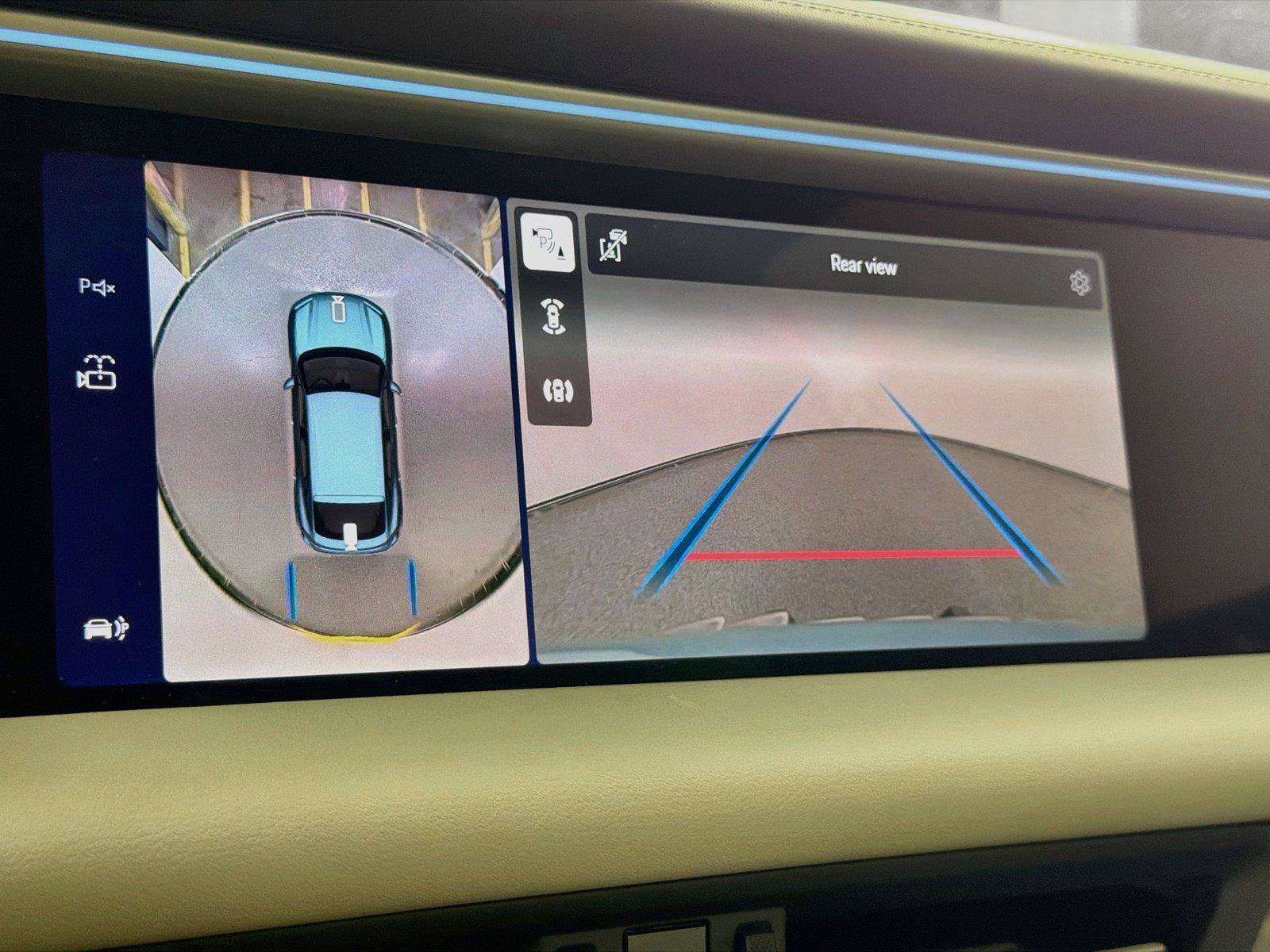 Certified 2026 Porsche Macan Electric RWD image 23