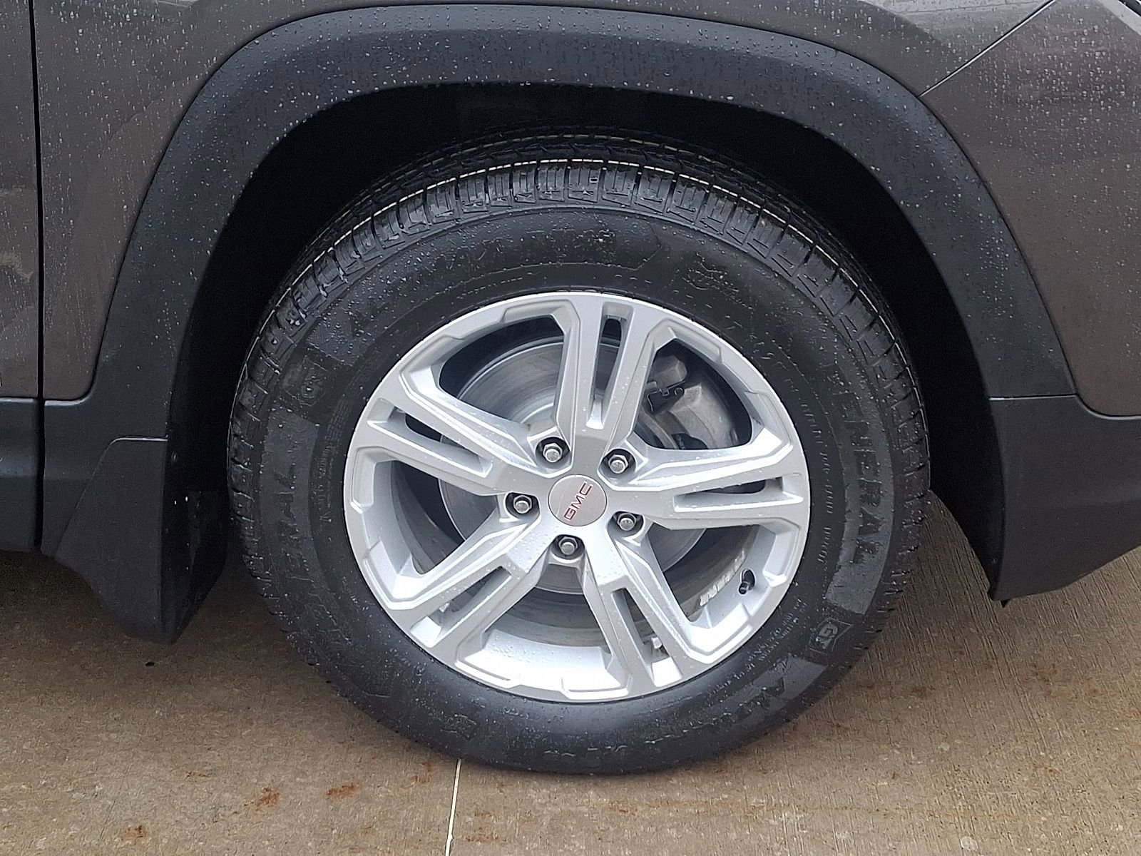 Used 2020 GMC Terrain SLE w/ Driver Convenience Package image 8