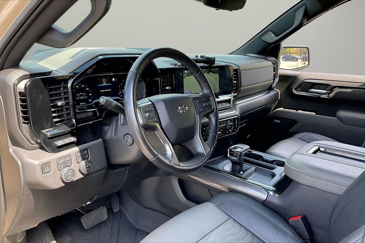Used 2022 Chevrolet Silverado 1500 ZR2 w/ Technology Package image 21
