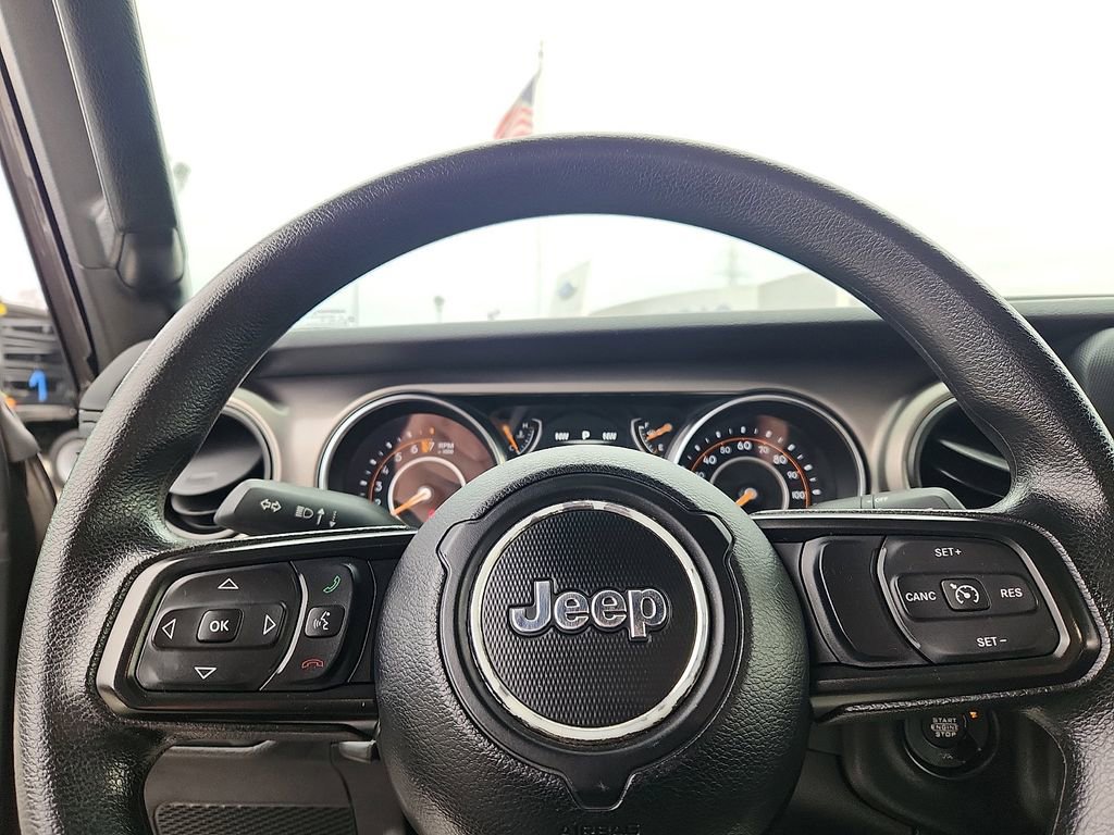 Used 2020 Jeep Wrangler Sport image 12