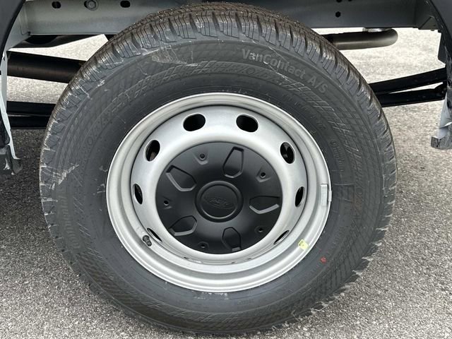 New 2026 Ford Transit 250 148 Medium Roof w/ HVAC Trade Package image 15