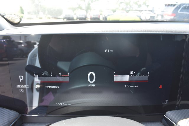 Used 2025 Nissan Kicks SR FWD image 21