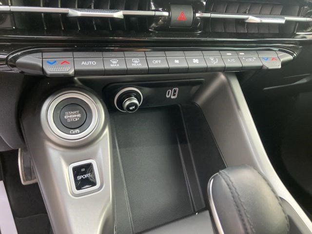 Certified 2024 Dodge Hornet R/T image 17