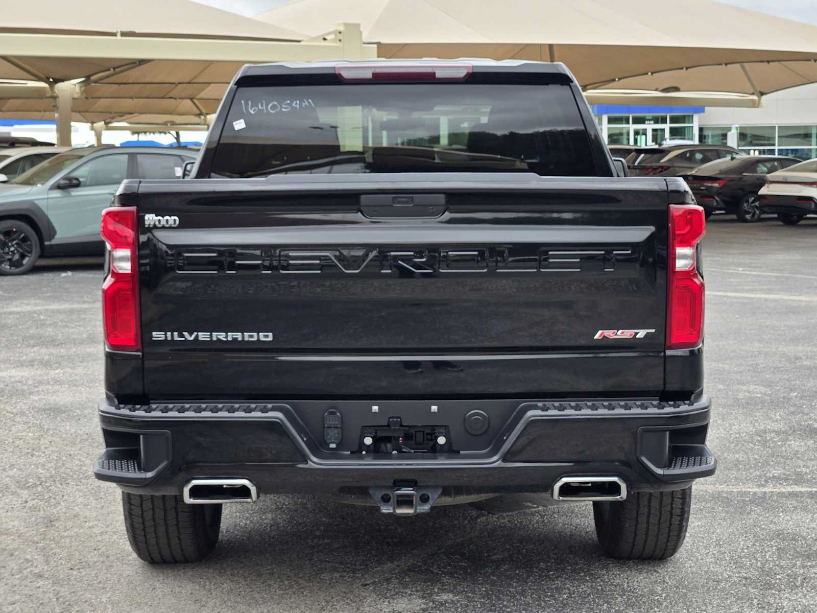 Certified 2020 Chevrolet Silverado 1500 RST w/ Texas Edition AWD/4WD image 6