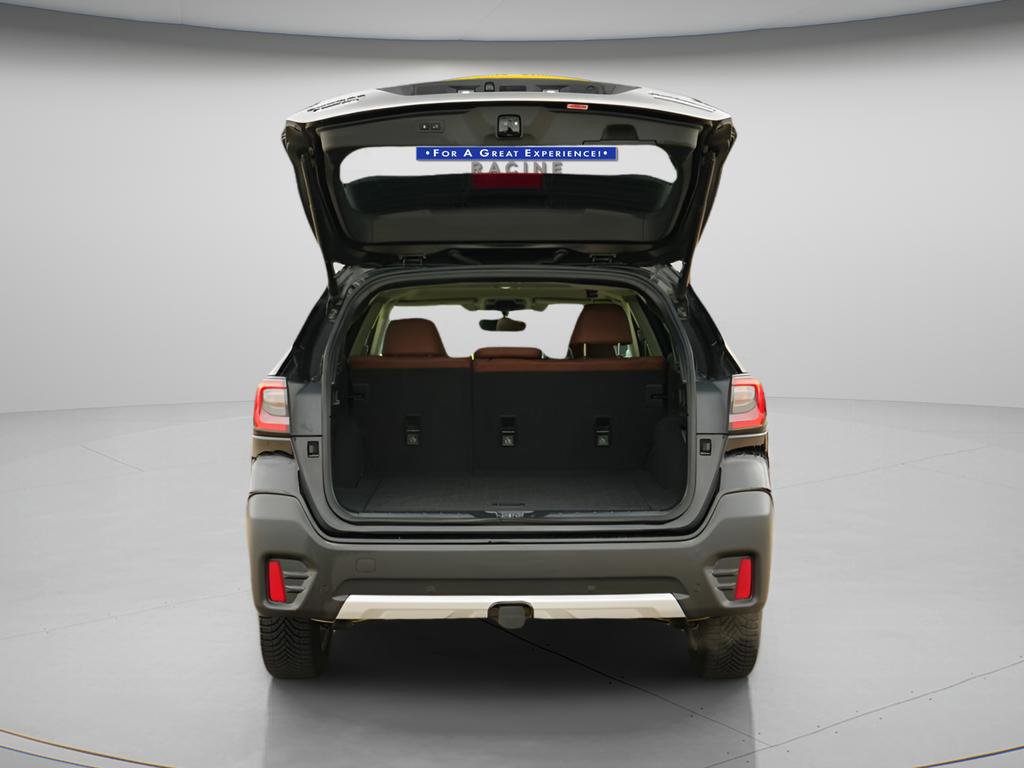 Used 2020 Subaru Outback Touring XT image 11
