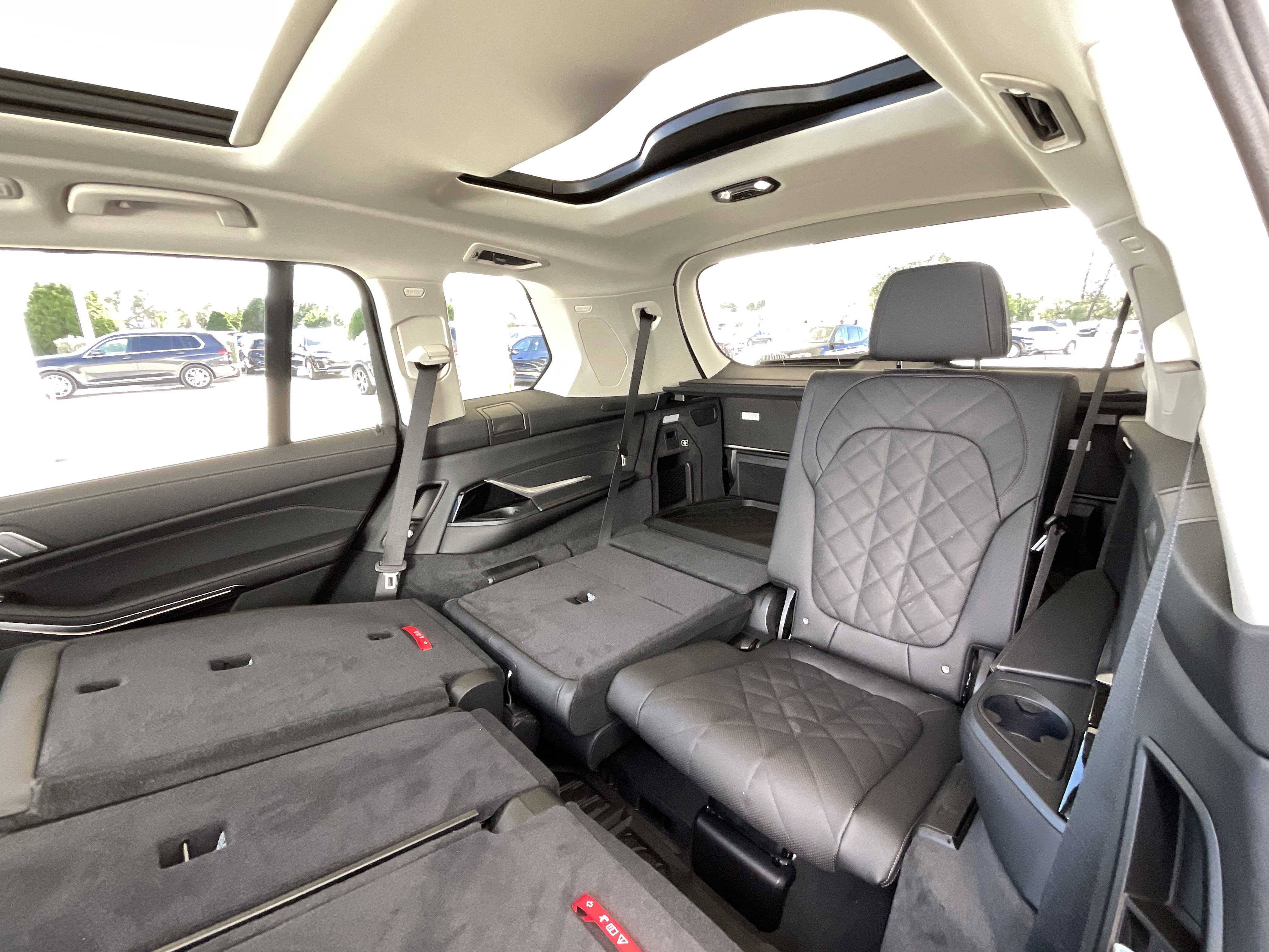 New 2026 BMW X7 xDrive40i w/ Premium Package image 31