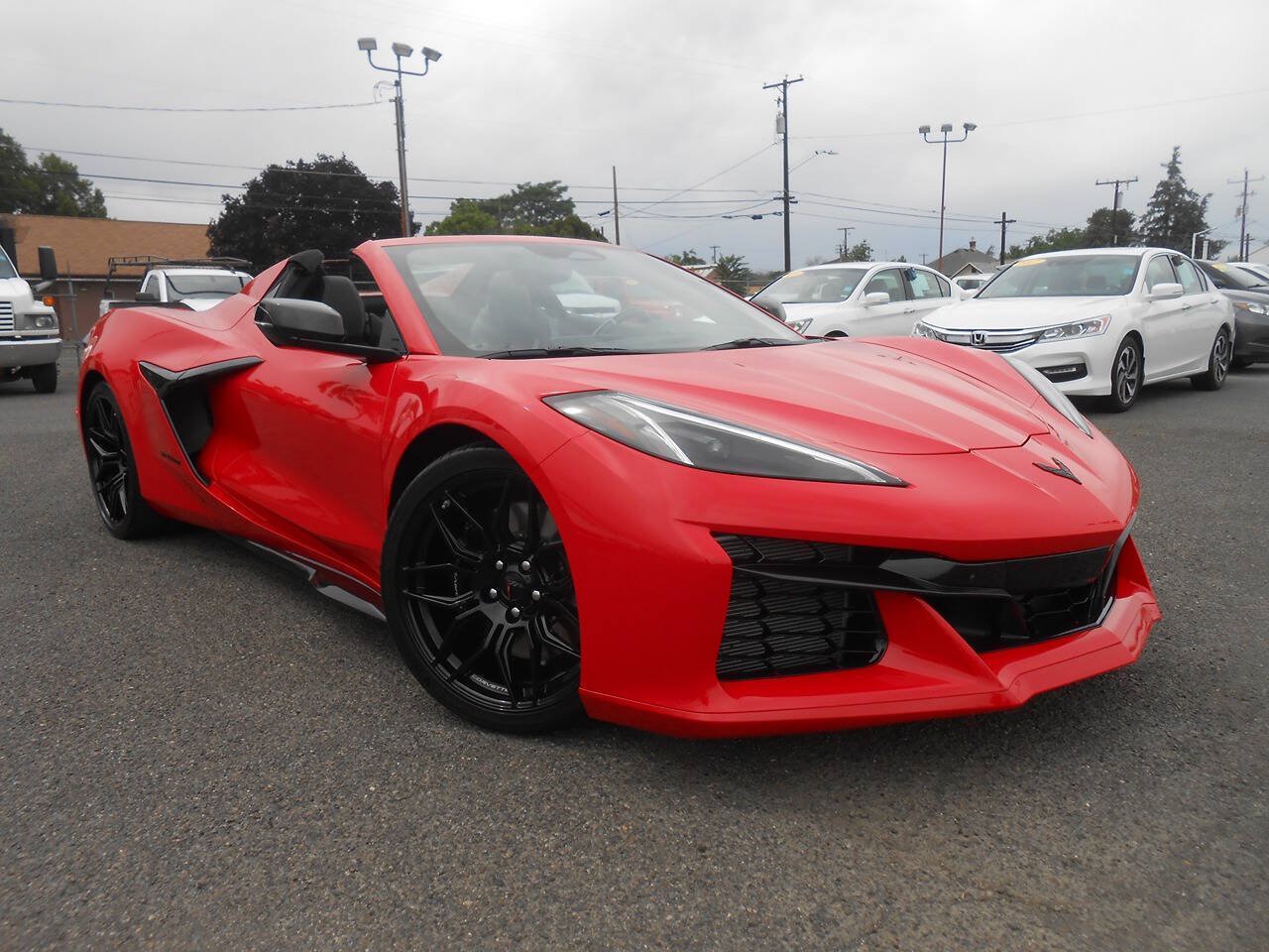 Used 2024 Chevrolet Corvette Z06 RWD image 1